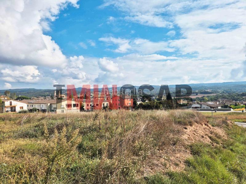 Foto 3ffb90b7-4d46-4ea3-ae72-2a2d1977c60a. Terrain résidentiel dans carrer nou 17 dans Olost