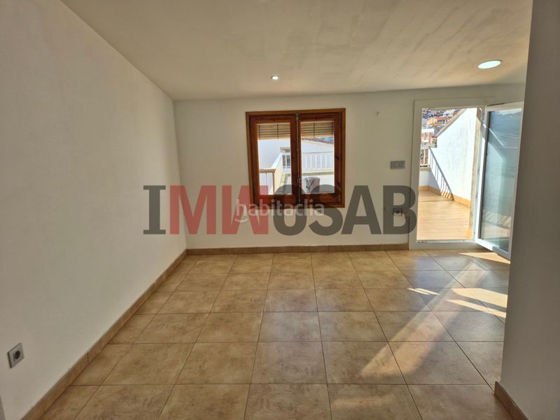 Foto 076beb2d-db87-4c93-8d8a-ed6a0b6febf3. Apartament a passeig ramon vall 11 a Navàs