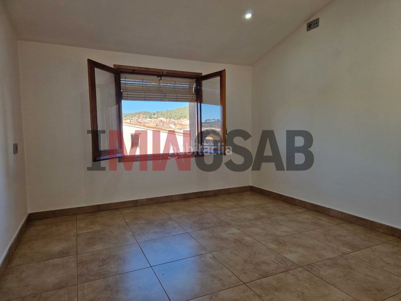 Foto 536ab6a1-0bdf-4d80-a79d-cc325642c159. Apartament a passeig ramon vall 11 a Navàs