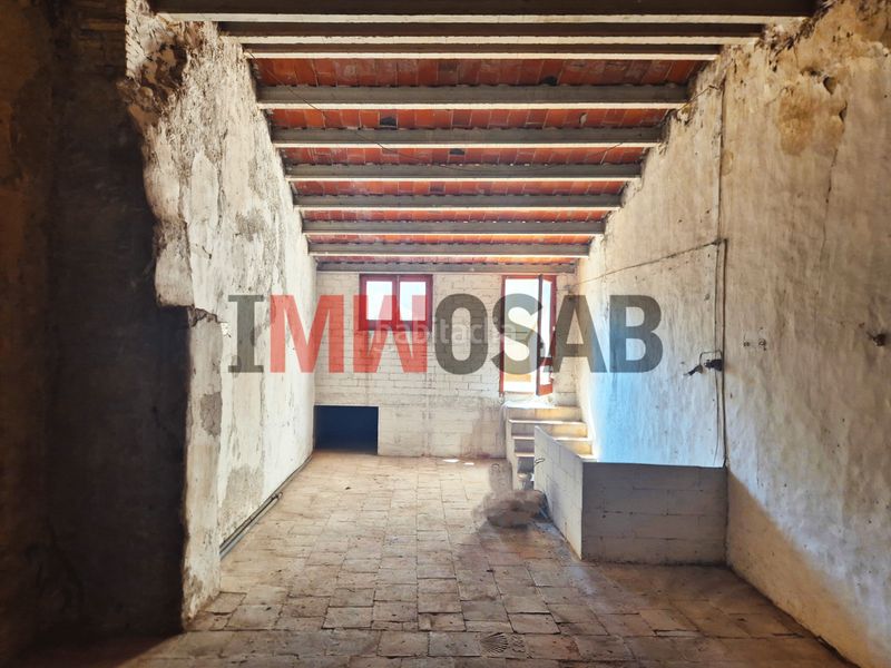 Foto dff28890-d4a4-4823-b5c4-d886c4ee4b14. Casa adossada a Prats de Lluçanès