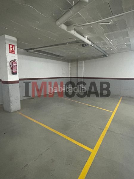 Foto adbe474e-6af4-4275-9588-843cb0473d6b. Lloguer aparcament cotxe a Caputxins-Ambulatori Vic
