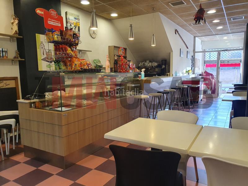 Foto dfcd9a38-b885-4fd9-8498-ecfd3af45721. Geschäftsraum in Prats de Lluçanès