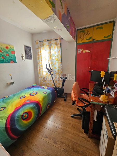 Foto 0e653607-cb70-492a-98a8-32aa04549460. Àtic amb xemeneia a Pere Garau Palma de Mallorca