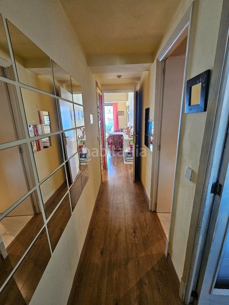 Foto ceea7c02-3253-4083-a902-eadc986567ec. Àtic amb xemeneia a Pere Garau Palma de Mallorca