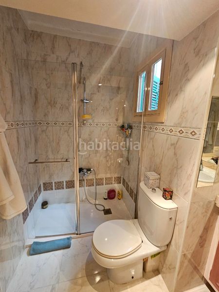 Foto d22e1b7e-eda0-411d-9a3c-6b61f53e631d. Àtic amb xemeneia a Pere Garau Palma de Mallorca