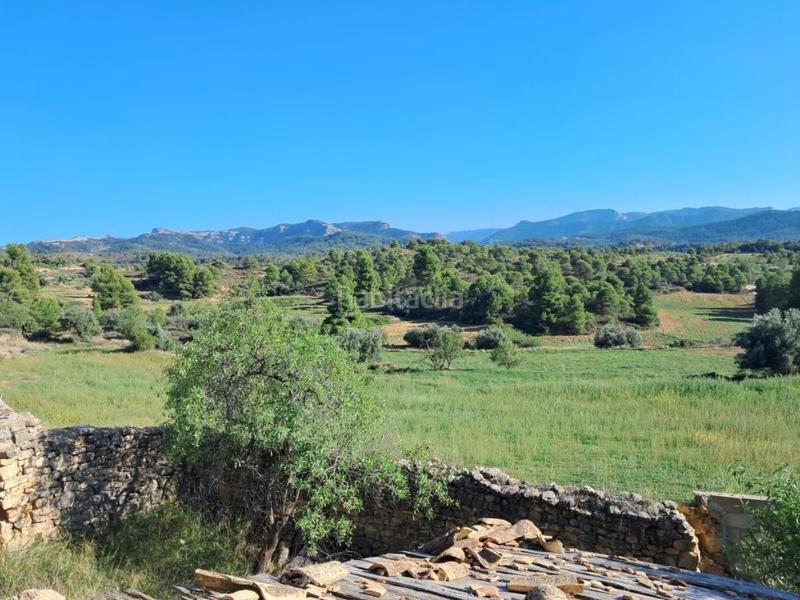 Foto 271f7dd8-41fd-4572-b81e-c6b385759a21. Finca rústica a Valderrobres