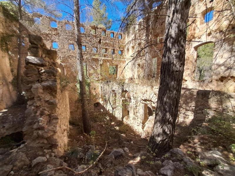 Foto 947f3810-fda1-4349-95a7-1e0c7d9fc8bd. Finca rústica a Valderrobres