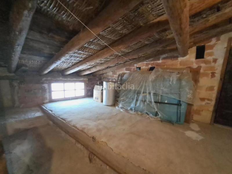 Foto af87a594-db0d-43d8-98aa-5f3aaf913af6. Casa aparellada amb xemeneia a Peñarroya de Tastavins