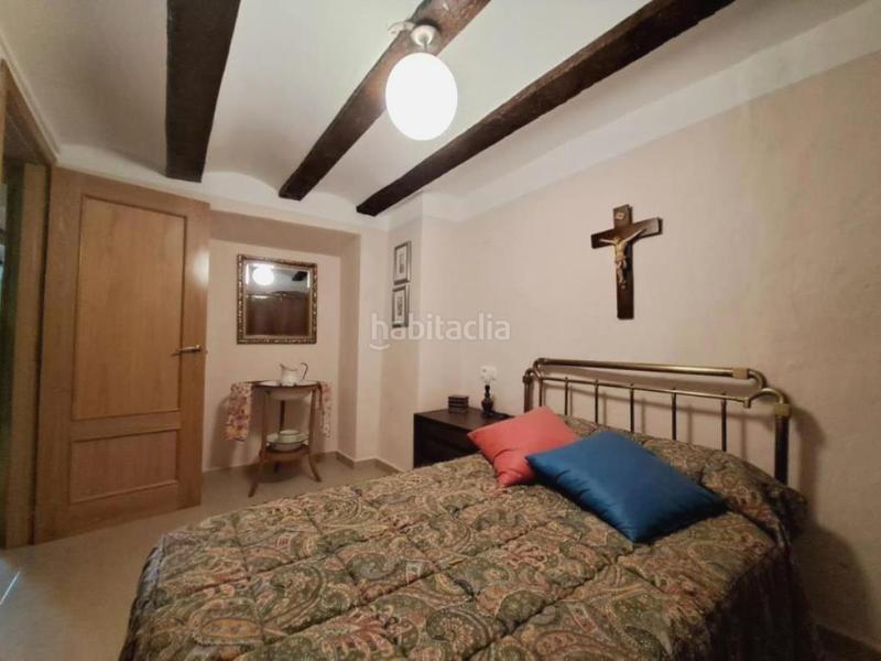 Foto d6975b55-d506-4c86-a5d1-dba5aabc7d5d. Casa aparellada amb xemeneia a Peñarroya de Tastavins