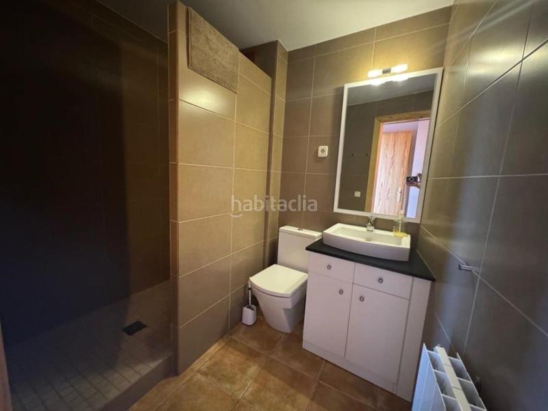 Foto 19d553a8-23d6-4b9d-9b8c-200007c95d12. Casa bifamiliare con riscaldamento parcheggio in Cretas