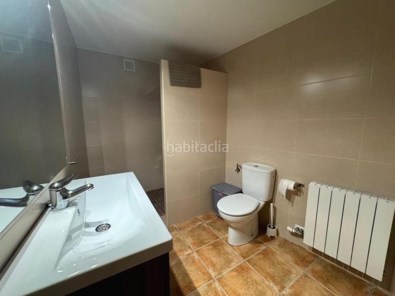 Foto 45aa4fce-04d6-406d-a1d6-4f602a93338f. Casa bifamiliare con riscaldamento parcheggio in Cretas