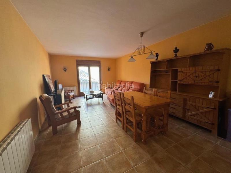 Foto 72fce57f-c5b3-4111-954d-0540ab494160. Casa bifamiliare con riscaldamento parcheggio in Cretas