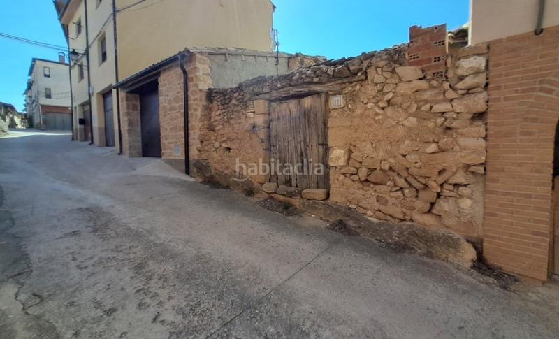 Foto 6e6d39c2-57a6-4ee5-a32c-c941064771f2. Terreno residencial .- solar con edificación para reformar en Fuentespalda
