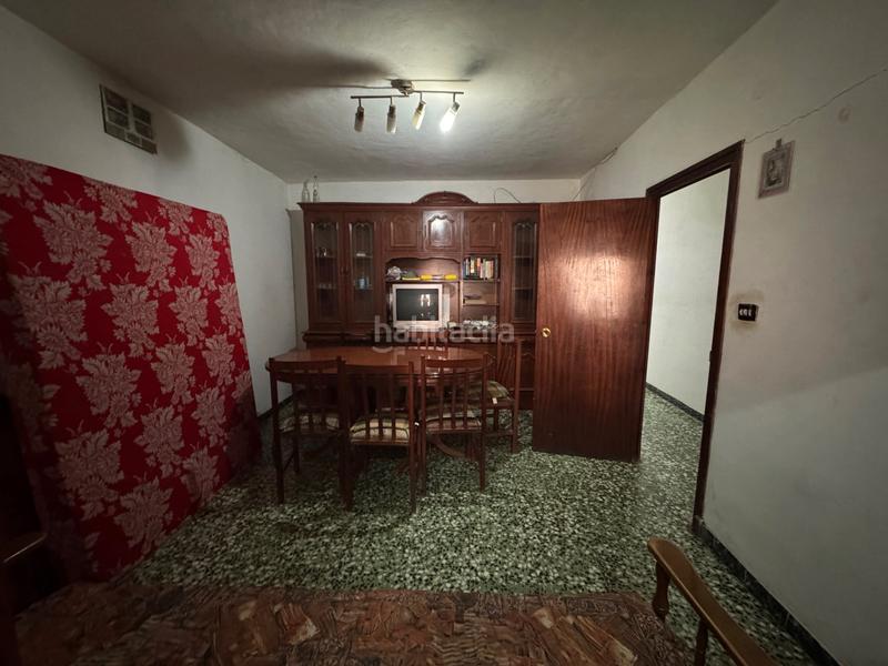 Foto 6169b452-6101-40c8-9955-032d5398d399. Casa bifamiliare con parcheggio in Ráfales