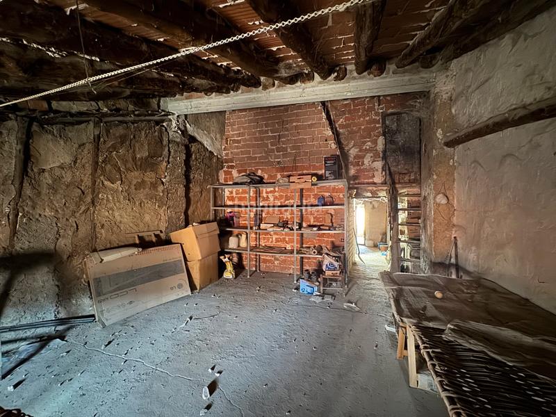 Foto 8e6ea7e1-d258-4d2b-9a3b-56834aa4bc51. Casa bifamiliare con parcheggio in Ráfales