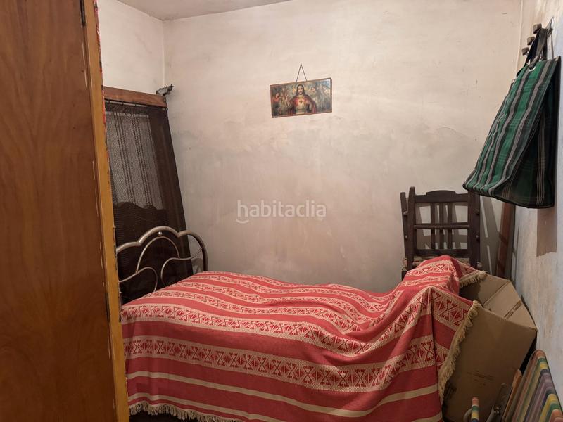 Foto e494ebfb-db78-4759-adcd-803cb5546888. Casa pareada .- casa con garaje en Valdeltormo