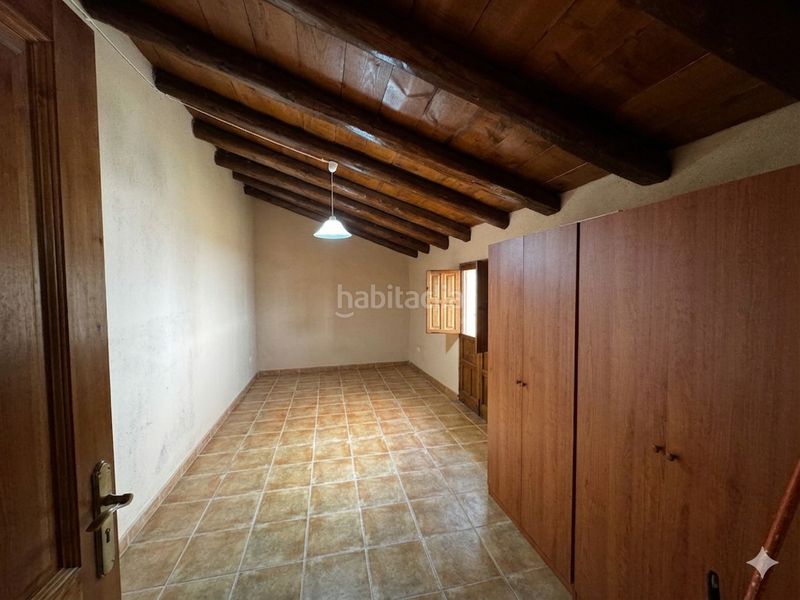Foto fc01a3b2-424f-4c45-8968-b4916f25c0b9. Casa aparellada amb calefacció a Valderrobres
