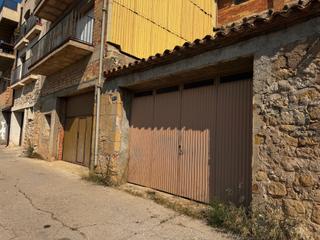 House  Carrer de maragall. Casa a reformar en horta de sant joan