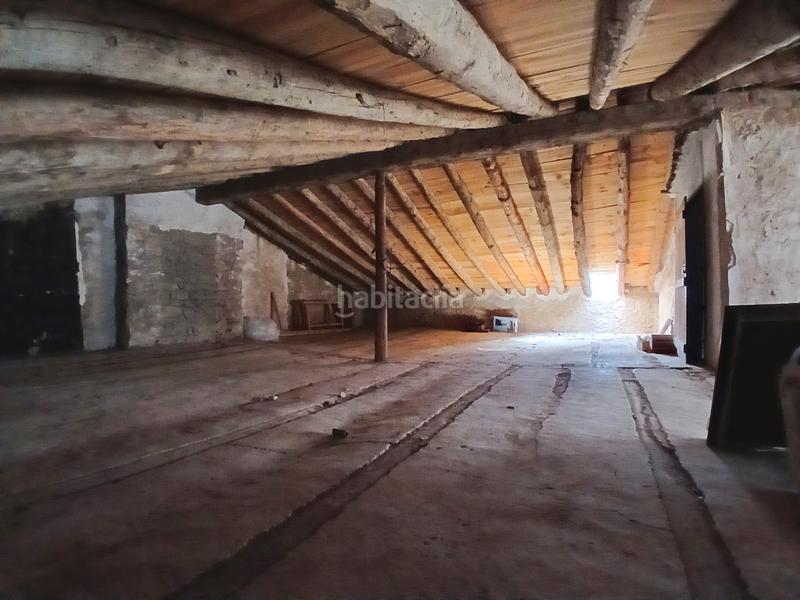 Foto 48f8b629-566e-4332-ba04-52ffaee107e1. Àtic a avenida hispanidad 7 a Valderrobres