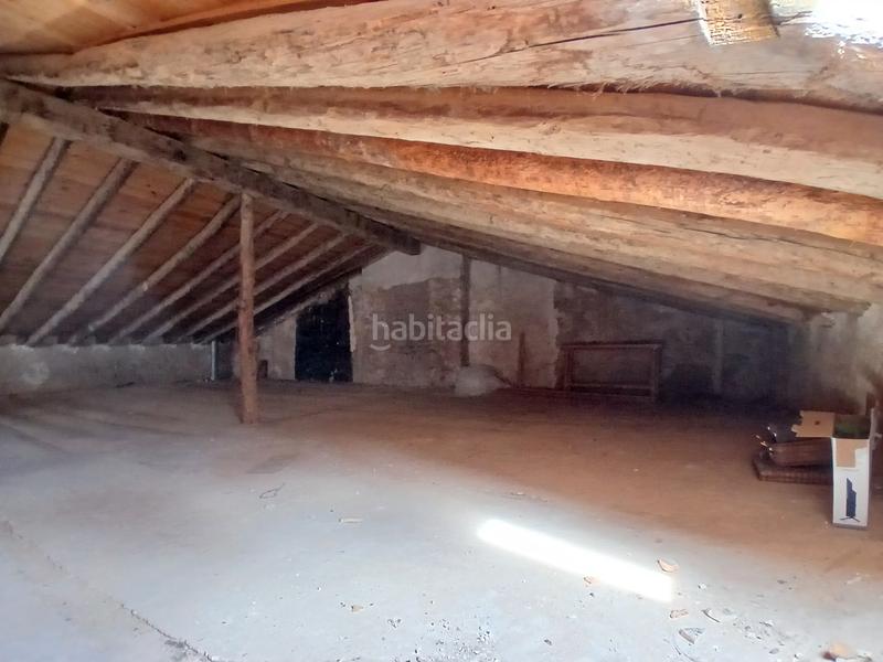 Foto 5e67b447-d3ff-4a31-b2c2-92e109df0d30. Àtic a avenida hispanidad 7 a Valderrobres