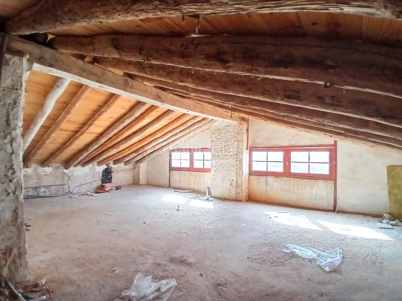 Foto 746f2a8d-c641-49b9-8da5-1e3f19c4a524. Àtic a avenida hispanidad 7 a Valderrobres