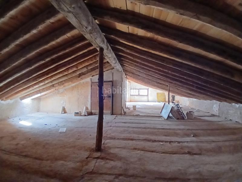 Foto 77fd73b4-f408-4729-802e-da15159eb8f5. Àtic a avenida hispanidad 7 a Valderrobres