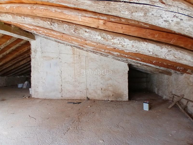 Foto 7a86b997-82c4-4569-bdc5-865e5916fd72. Àtic a avenida hispanidad 7 a Valderrobres