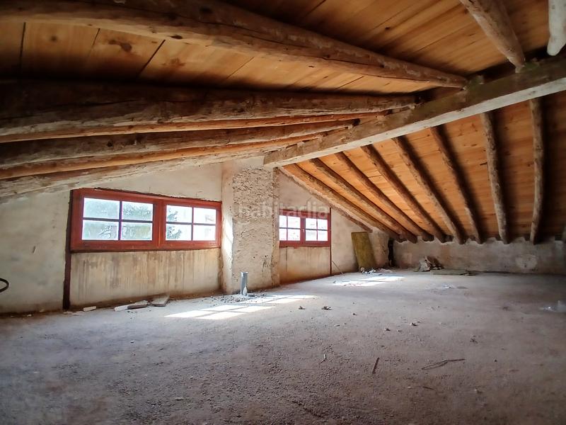 Foto ef4ad3ff-c8d2-4d7b-83b3-516a24554fd2. Àtic a avenida hispanidad 7 a Valderrobres