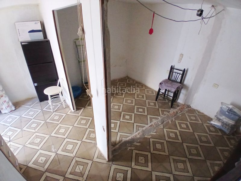 Foto f818897b-f180-449d-9537-df7bc0f11ce6. Casa pareada en calle la iglesia 18 casa de pueblo en Ginebrosa (La)