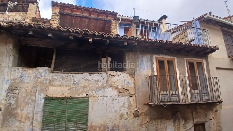 Foto 9e6f9600-a1cd-45c1-82b5-3114167b8e86. Casa pareada en calle la paz 10 casa en el casco antiguo en Valderrobres