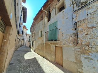 Towny house in Fuentespalda. Fuentespalda-casa rústica