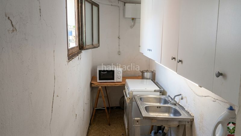 Foto 10786725-519c-4471-9f53-190aad041457. Casa pareada en calle las rocas 4 la codoñera-casa de pueblo a reformar en Codoñera (La)
