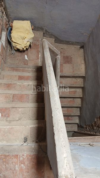 Foto 91d3b4d7-5902-4e86-b005-8b5cf2aef82d. Casa pareada en calle las rocas 4 la codoñera-casa de pueblo a reformar en Codoñera (La)