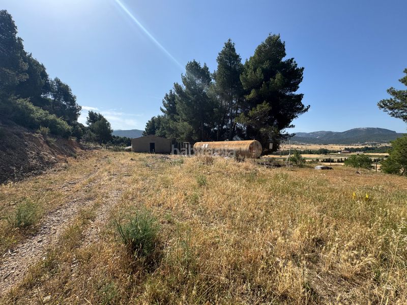 Foto ecdf3d36-0f07-4051-ba7f-124e9bba5ae2. Finca rústica a n/a a Monroyo