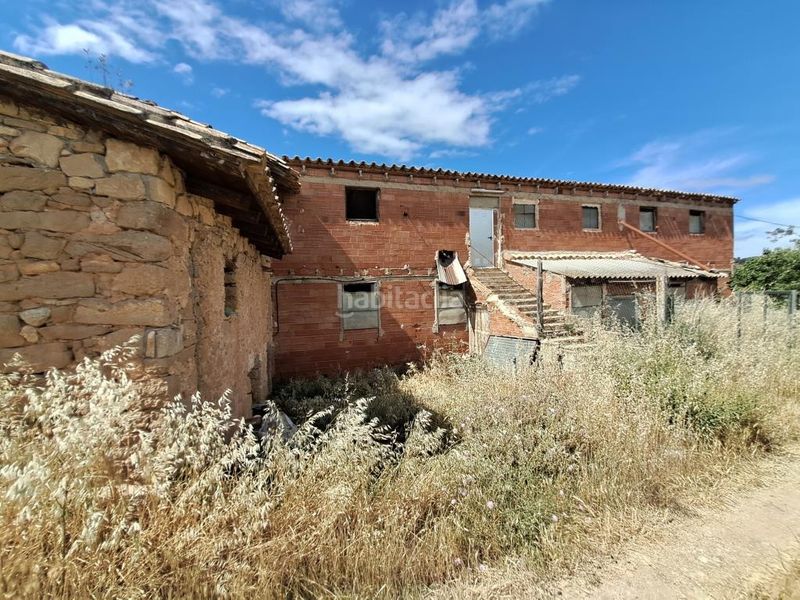 Foto bca6b548-aaac-4e20-b479-79186a24d0a9. Finca rústica a Valderrobres