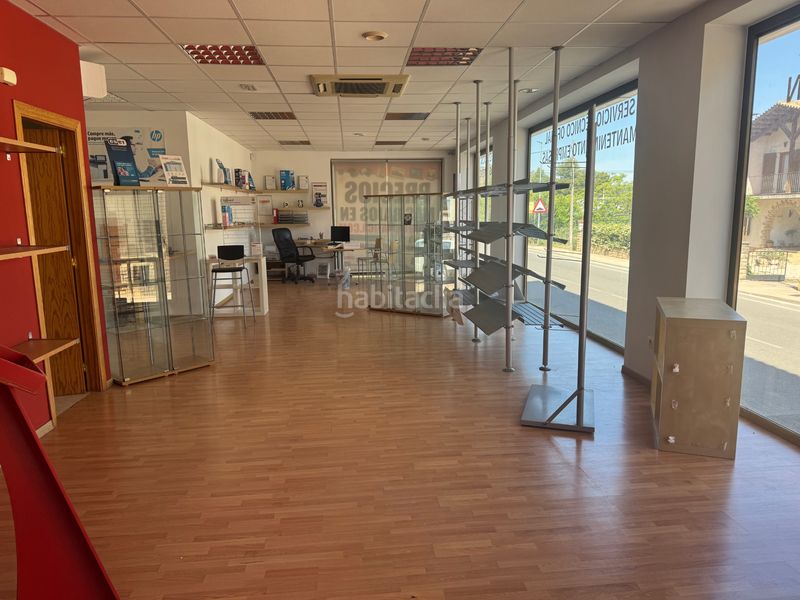 Foto 10e98e21-ce05-4948-8065-39c87418b465. Lloguer local comercial amb calefacció a Valderrobres