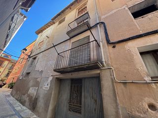 Casa pareada  Calle carmen 5. Mas de las matas- vivienda de 4 plantas