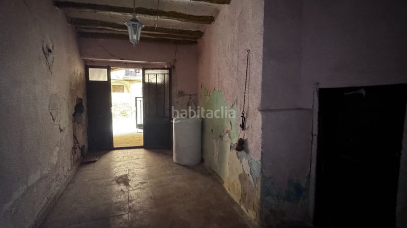 Foto ee5f800a-28ec-4ee9-b904-faf276fd9aa9. Casa aparellada a Valjunquera