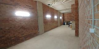 Lloguer Local Comercial a Avinguda d'álvarez de castro 45. Espacioso local comercial de alquiler 70m2,con salida de humos,