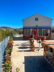 Xalet a Carrer barcelona 11. Magnifico terreno con de 1.158 m2 2 chalet en un lugar maravillo
