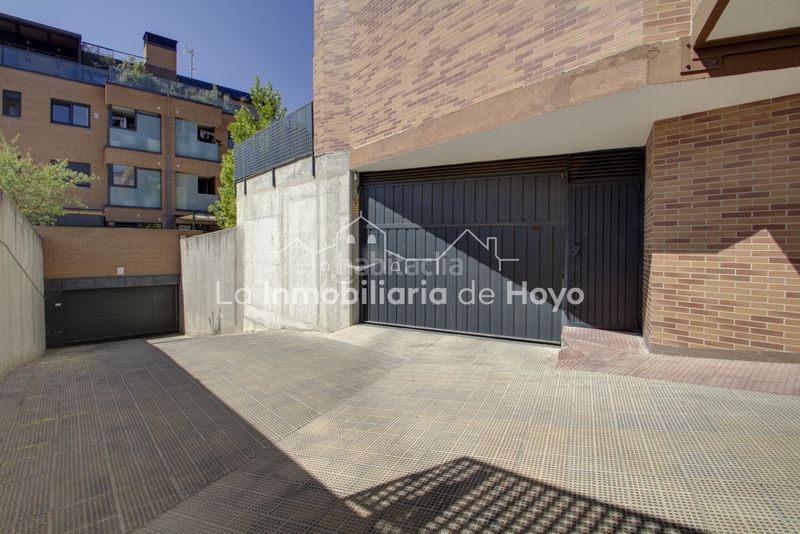 Foto 5f6e4e60-0a77-42e9-9fec-0a27e76e525c. Local comercial a Centro Colmenar Viejo