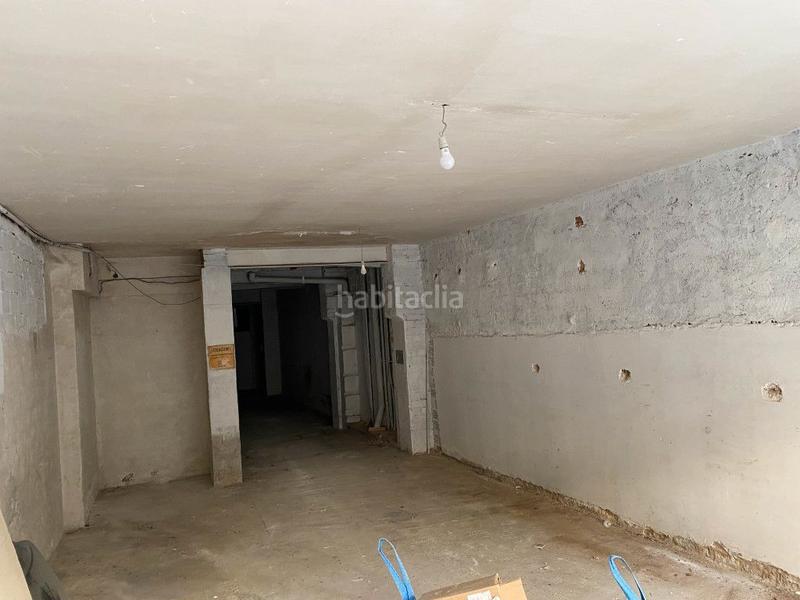 Foto 0d335d49-3f9f-400a-a06d-f5d6f1f22c2d. Local comercial a La Salut Badalona