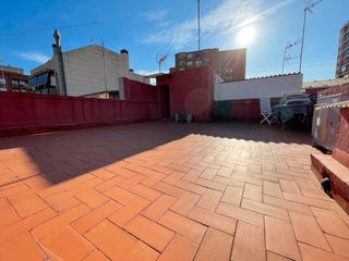 Piso  Avinguda d'alfons xiii. Piso con 3 habitaciones con aire acondicionado
