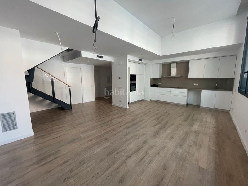 Foto 75b9cffa-3adc-428a-8950-d928be06a044. Dúplex piso en venta en Bufalà en Bufalà Badalona