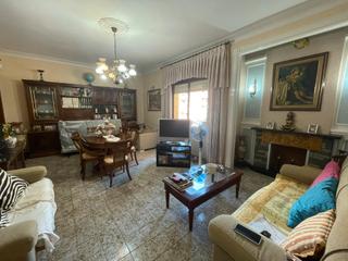 Pis  Carrer de concepcin arenal. Cerca del metro de fabra i puig