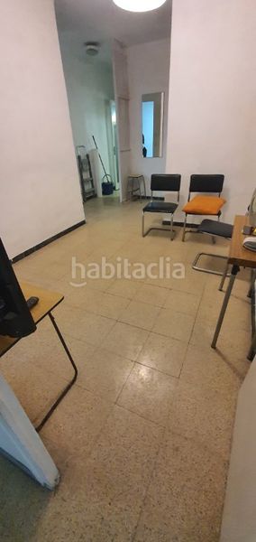 Foto 0d194b0a-971c-4251-8d33-9b87c0c43ab6. Planta baixa amb aparcament a Guinardó Barcelona