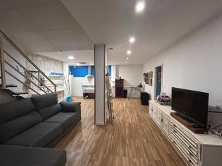 Local commercial  Avinguda del marquès de mont-roig. Local vivienda en venta en gorg