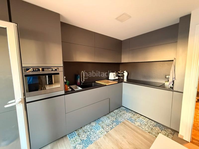 Foto 97f566c8-15b7-4047-bbd1-6b80d8c44459. Maison jumelée avec chauffage parking dans Progrés - Pep Ventura Badalona