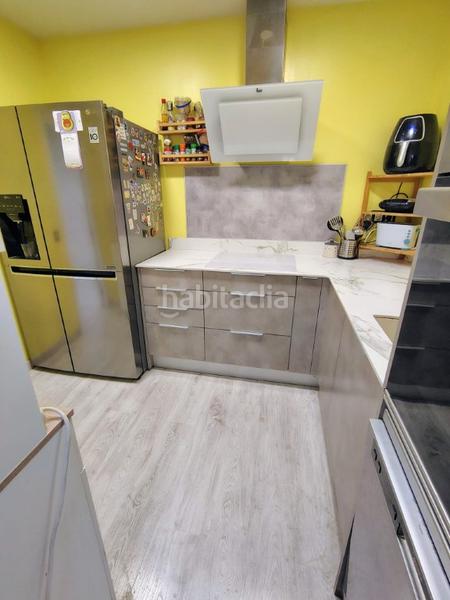 Foto ec2db9b4-4001-4e29-904e-218b647823fe. Piso  en venta en santo cristo en Sant Crist Badalona