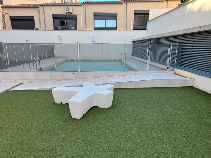 Foto b6bede63-5c9c-461d-85ec-721348d39486. Flat with heating parking pool in Centre Badalona